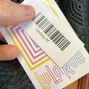 Lularoe Lindsay Kimono Lightweight, flowy green Lindsay kimono Cardigan Cover Up